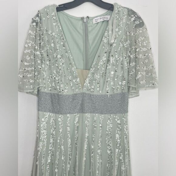 Mac Duggal 93784 Embellished V-Neck Column Ethereal Fairy Gown in Mint, Size 4 - Picture 3 of 11